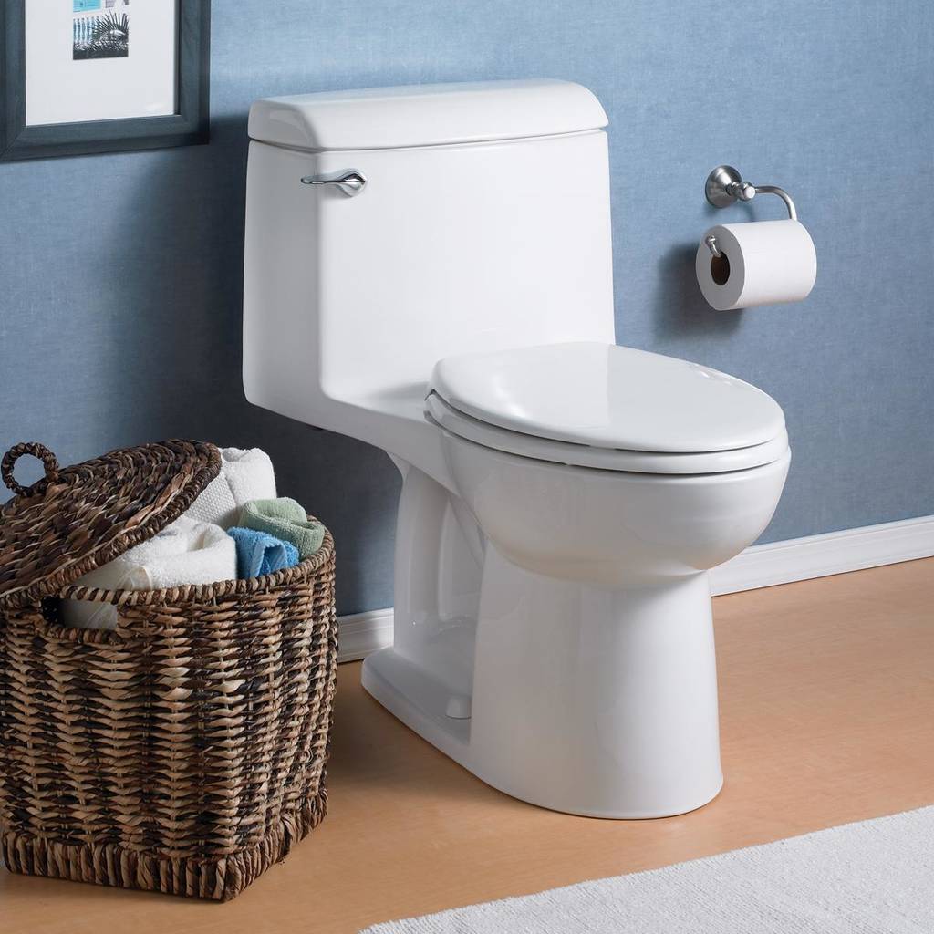 American Standard 2034314.020 Champion 4 Elongated Right Height One-Piece Toilet 1.6 GPF with Seat in White | Plumbers Center